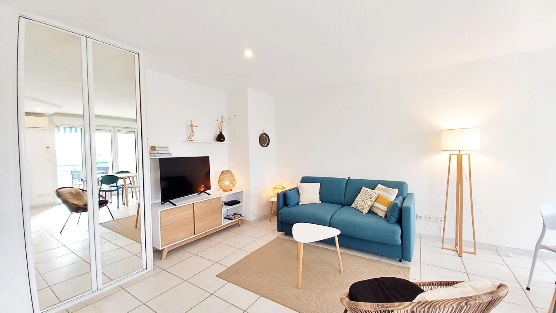 500M De La Mer- 4Pers-Piscine-Parking-Wifi- Clim Frejus